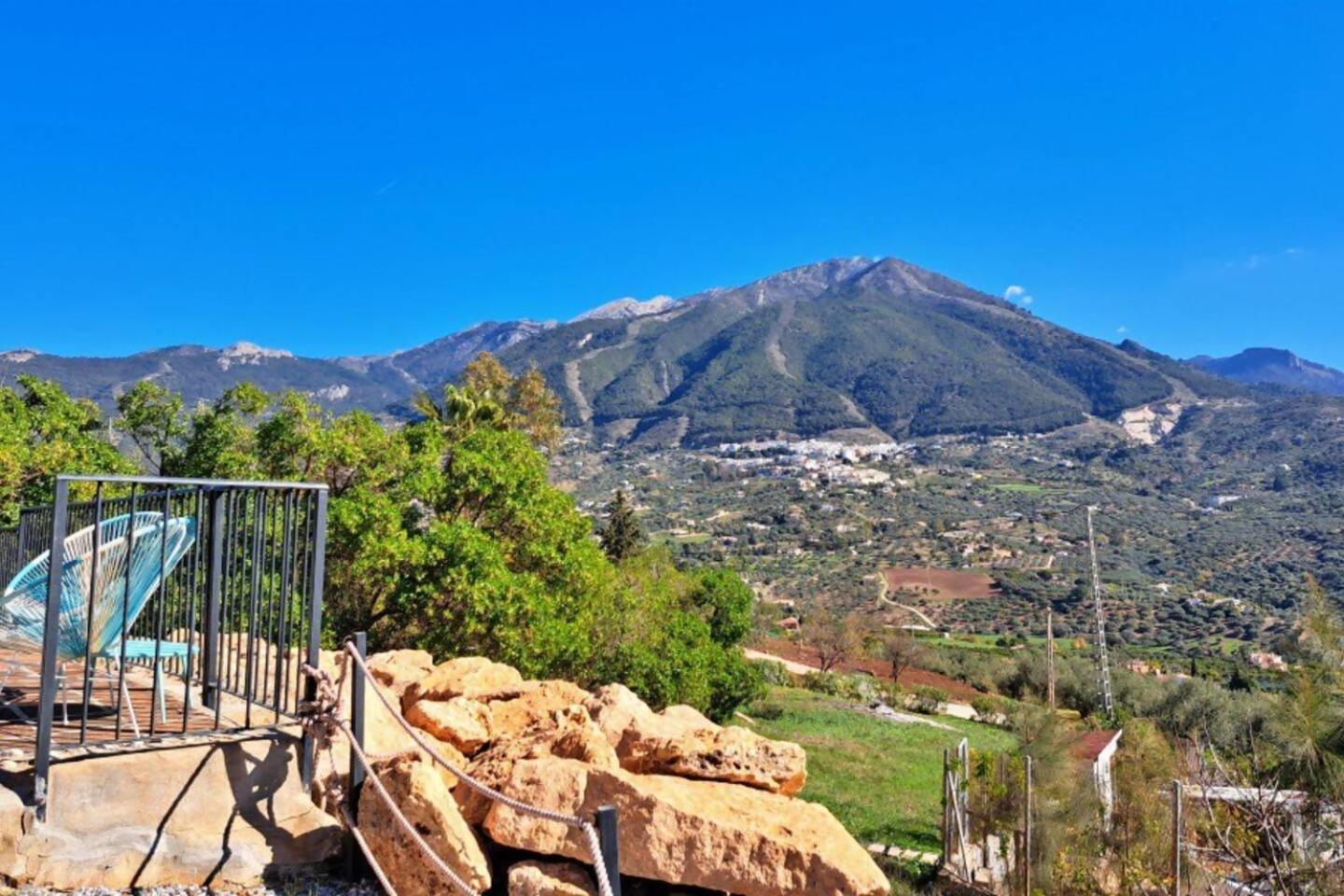 La Perla Andaluza Villa Alcaucín Екстериор снимка