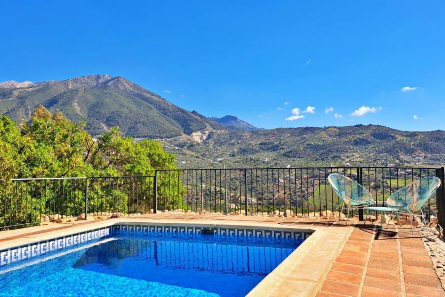 La Perla Andaluza Villa Alcaucín Екстериор снимка