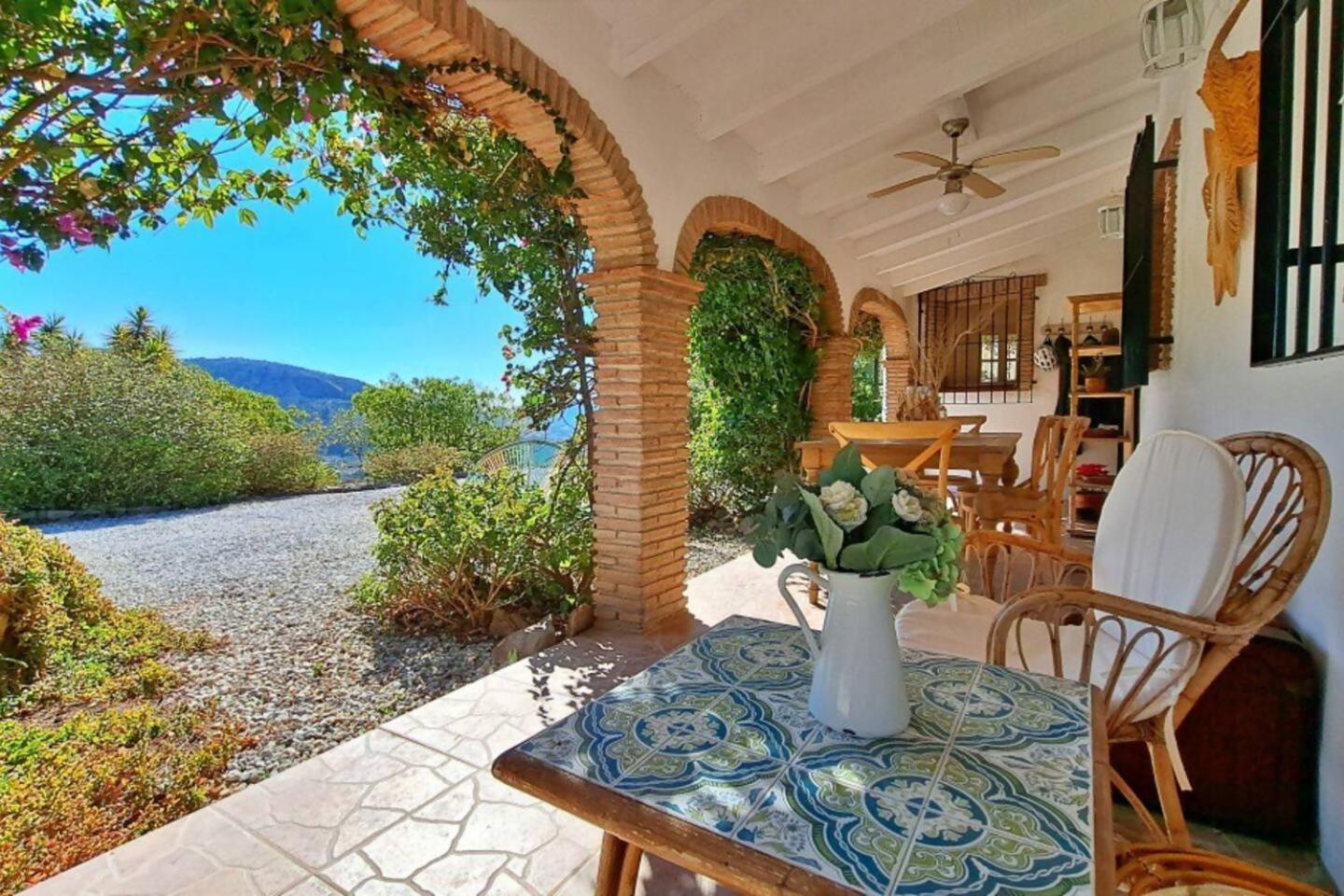 La Perla Andaluza Villa Alcaucín Екстериор снимка